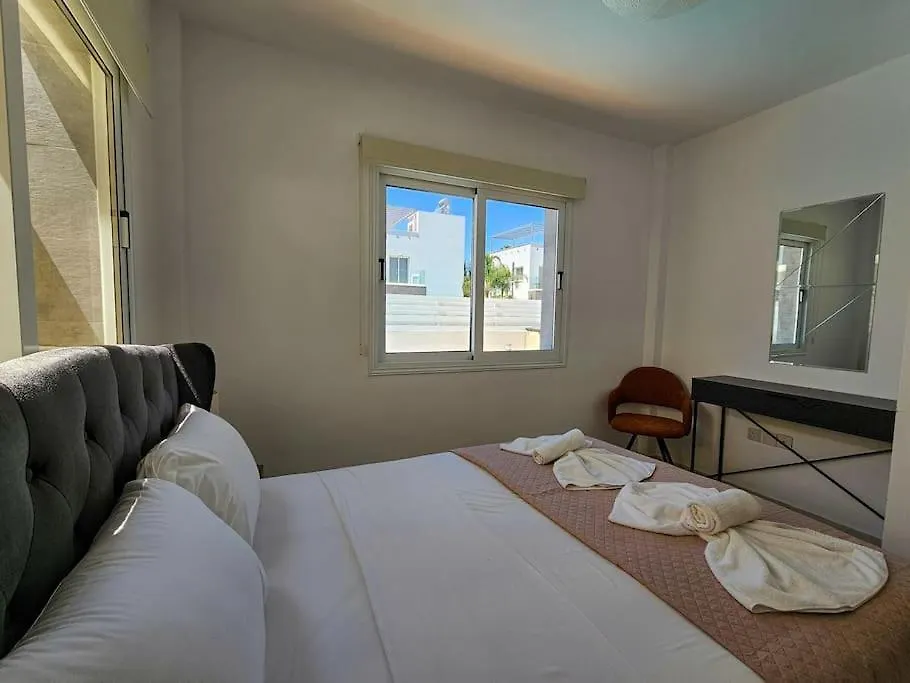Nissi Beach Villa Holiday Ayia Napa