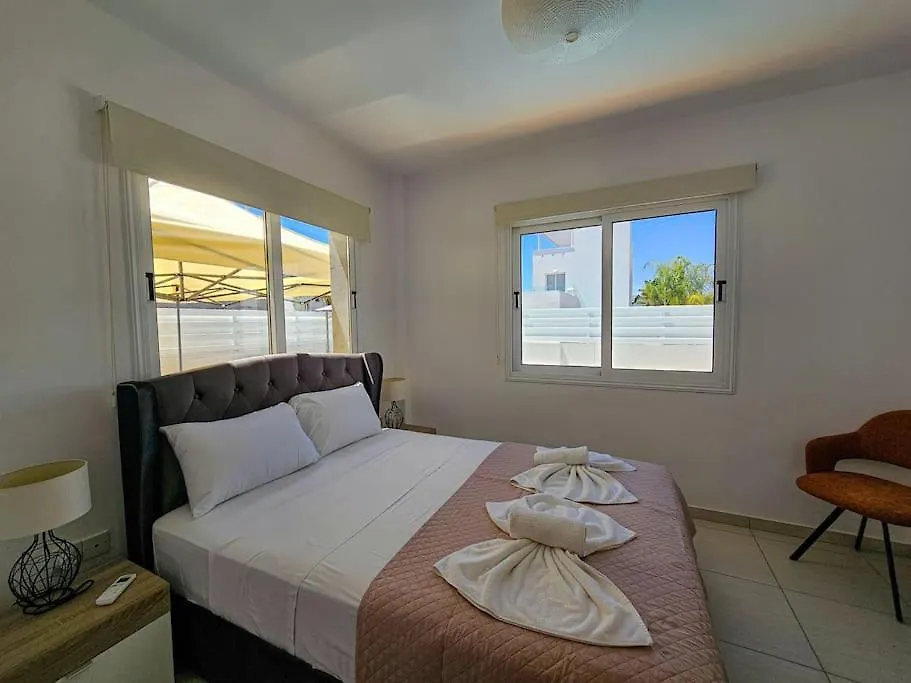 Nissi Beach Villa Holiday Ayia Napa